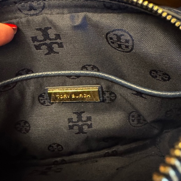 Tory Burch, navy blue pebbled leather belt bag with tassel accent - Picture 7 of 10